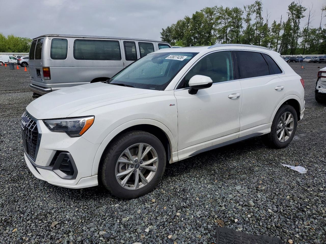 2022 Audi Q3