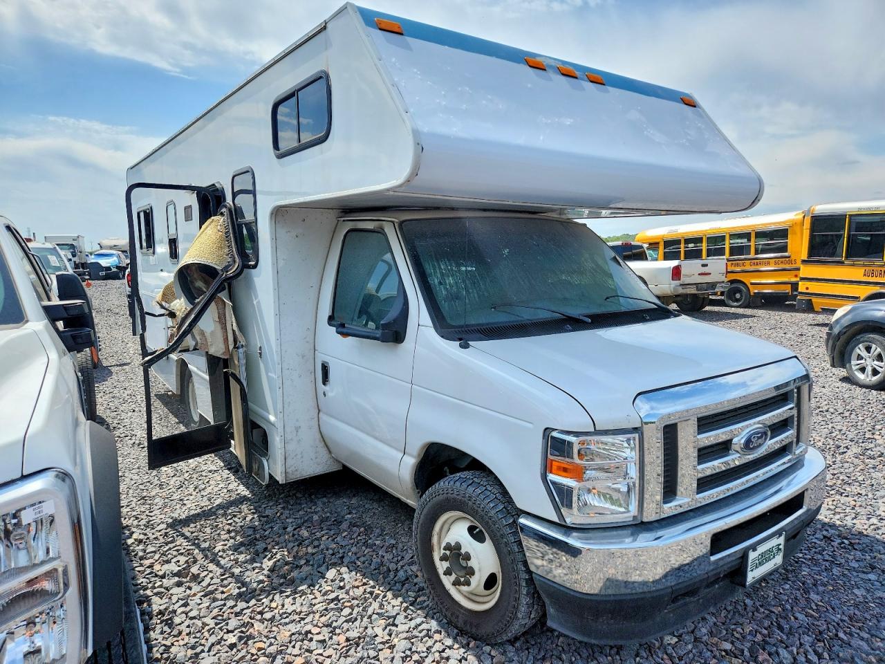 2023 Ford E-350