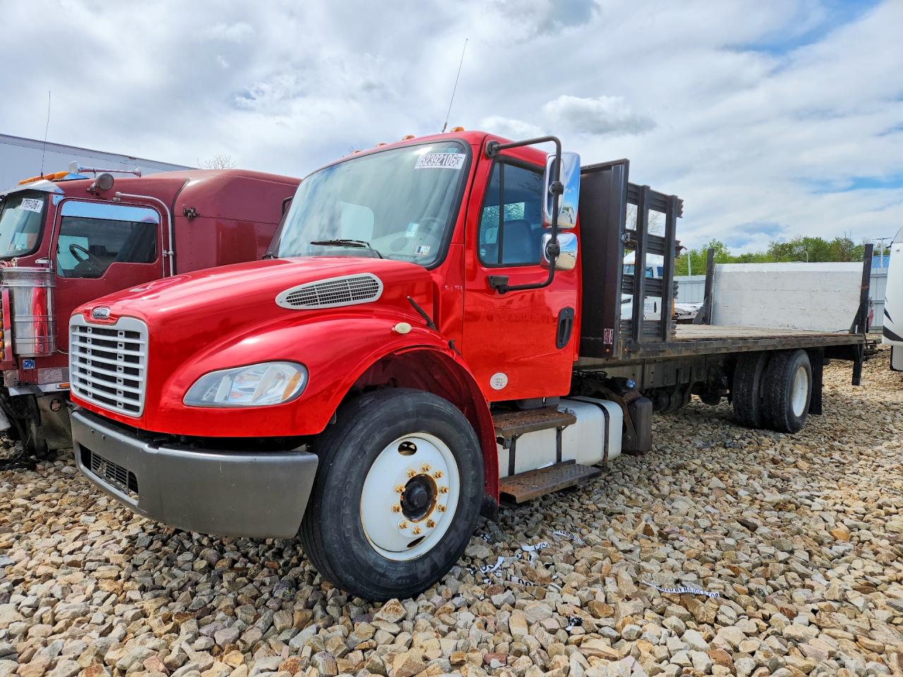 2013 Freightliner M2 106