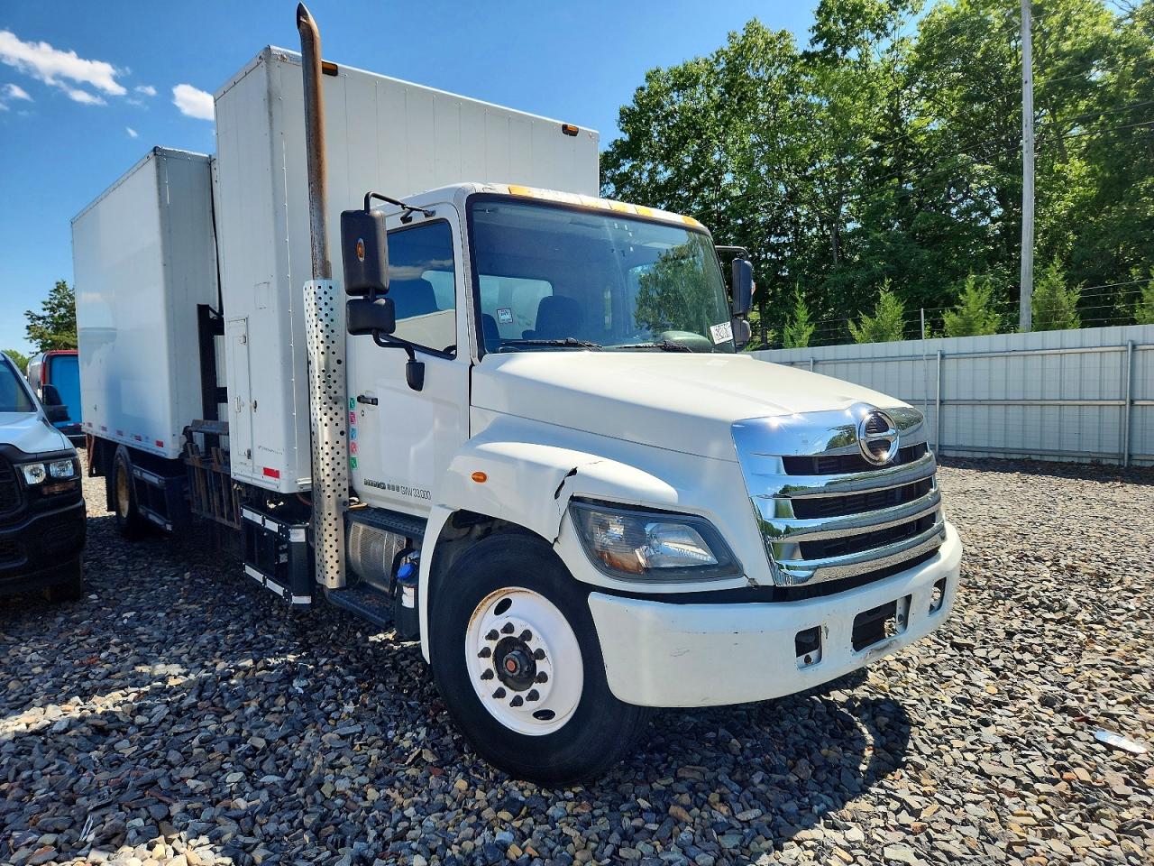2012 Hino Hino 338