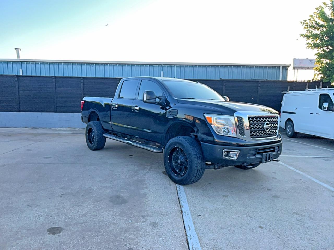 2017 Nissan Titan