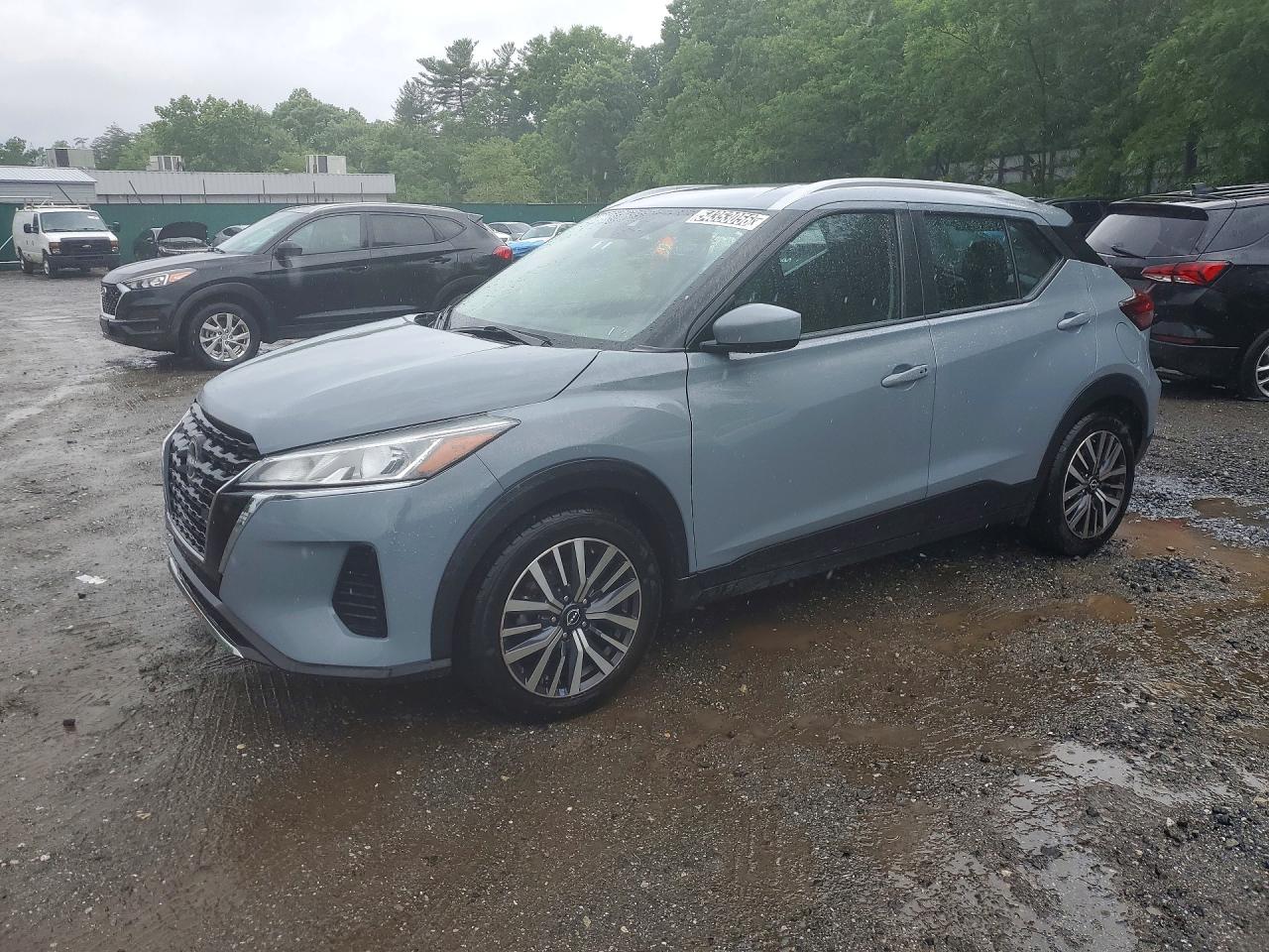 2023 Nissan Kicks