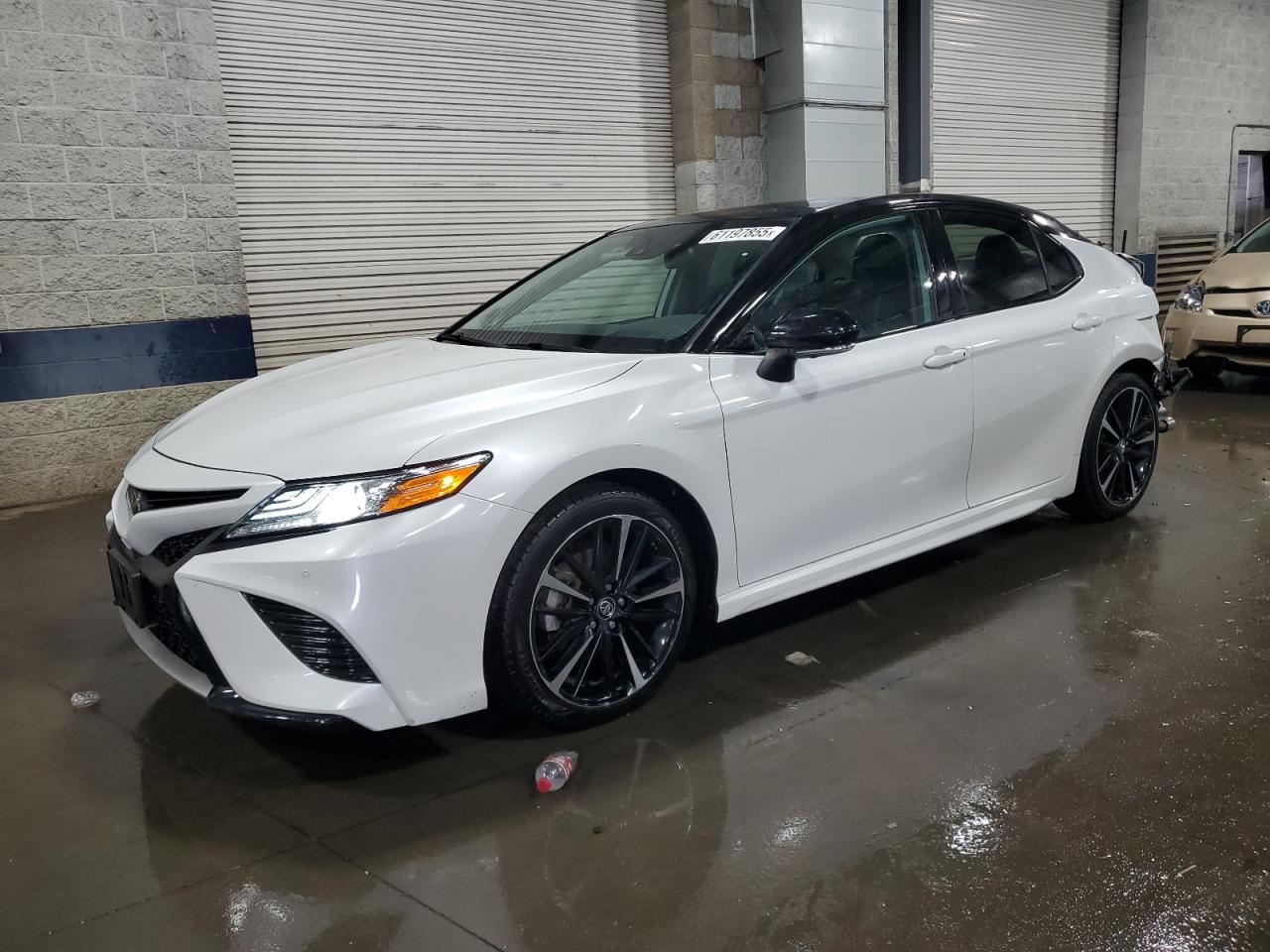 2020 Toyota Camry xse XSE