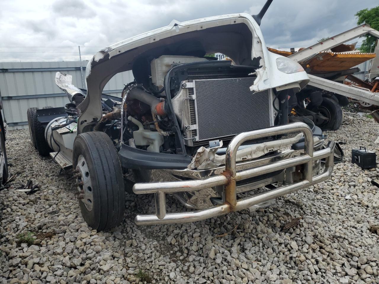 2018 International Lt625