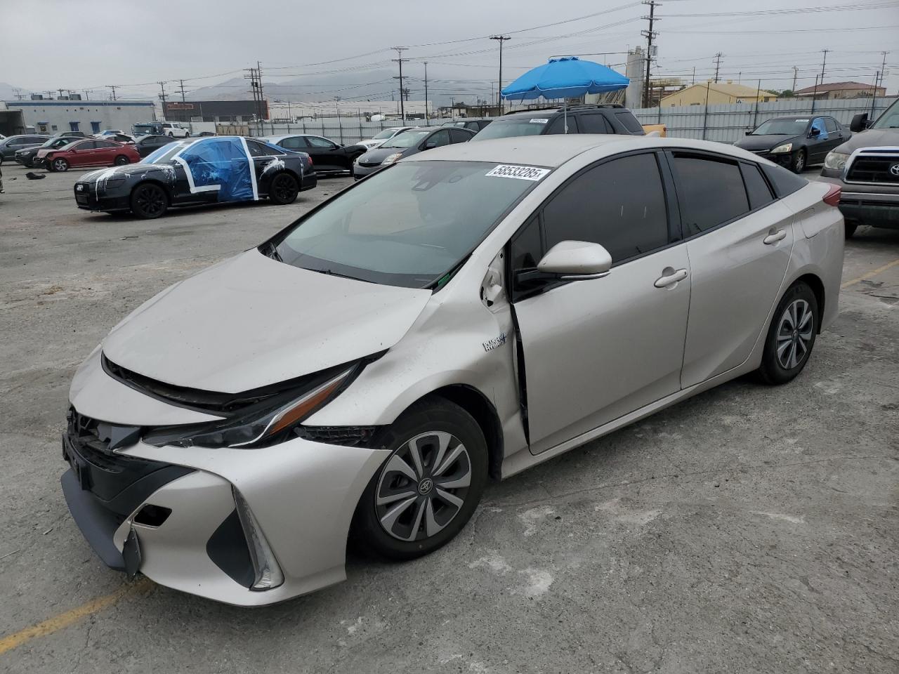 2017 Toyota Prius prim