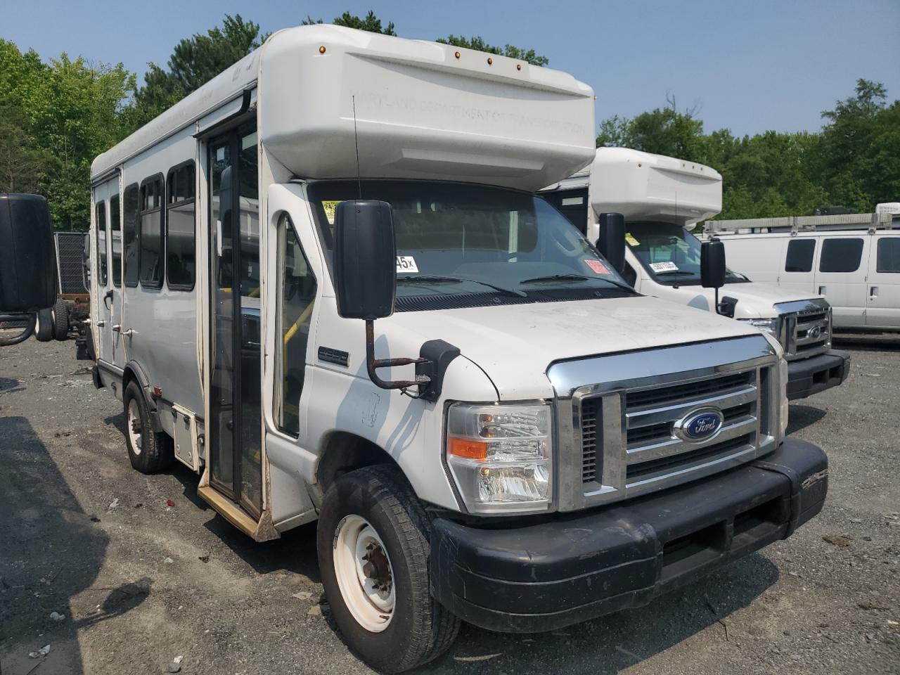 Ford Econoline E350
