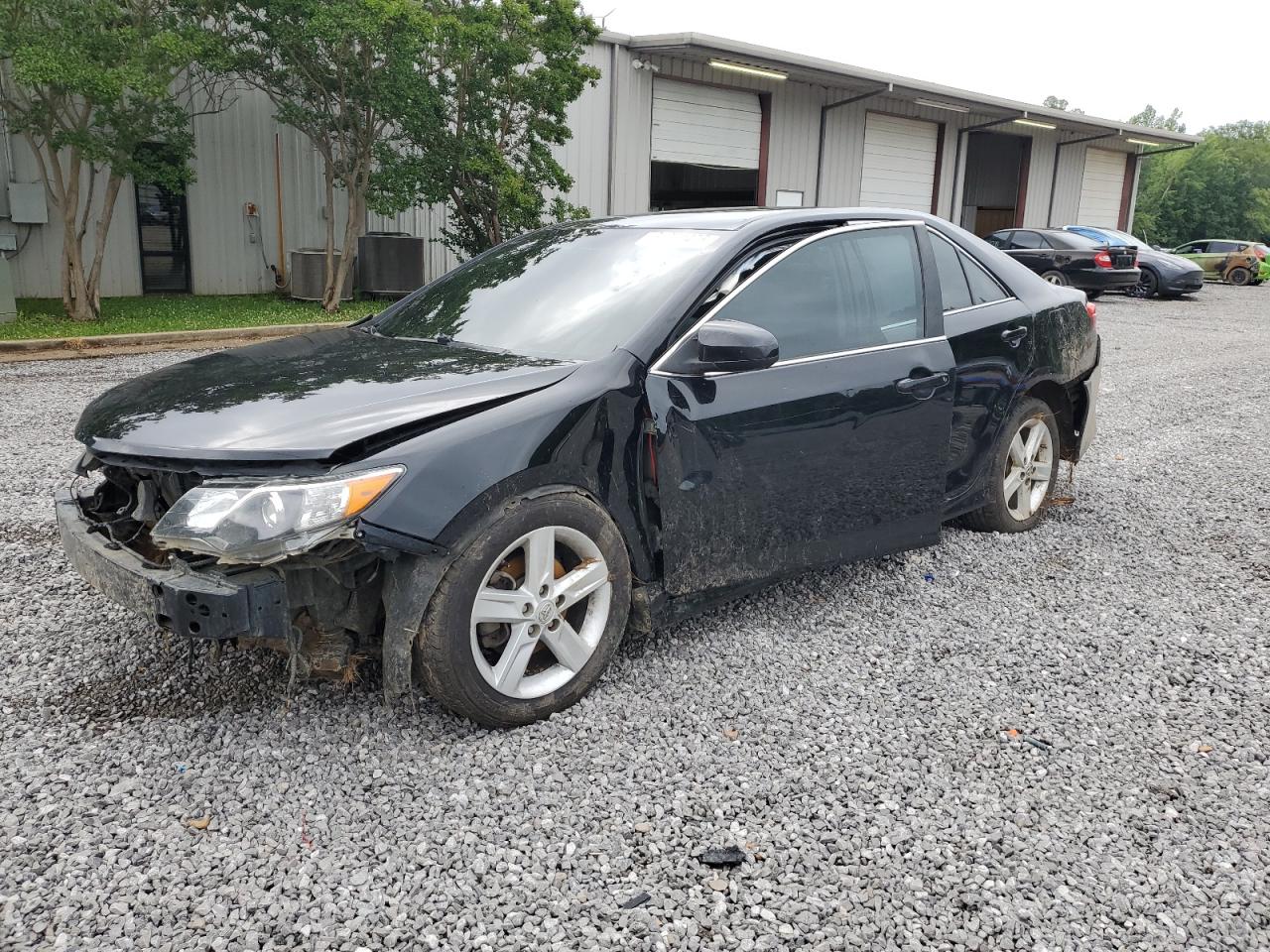 2014 Toyota Camry l L