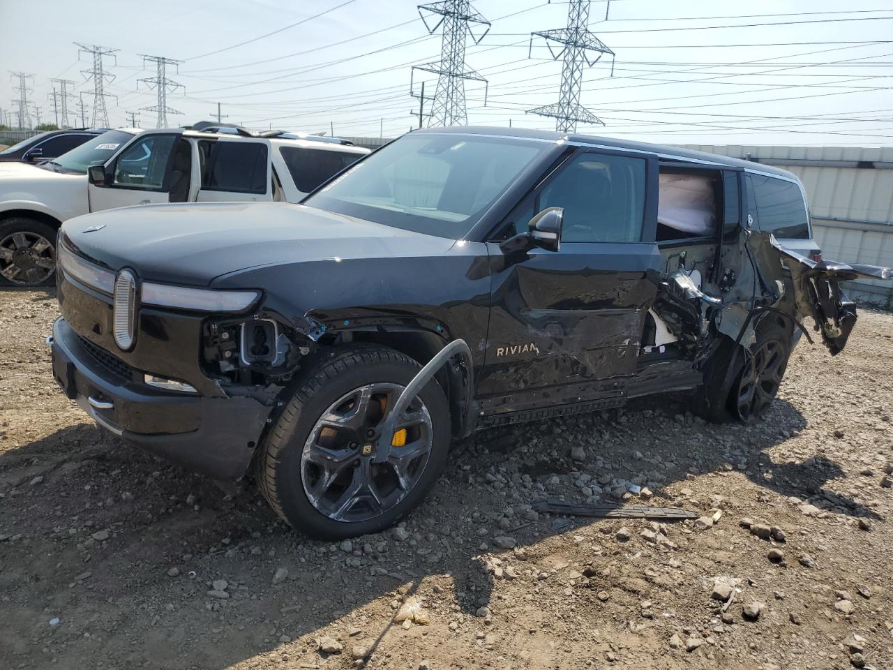 2023 Rivian R1s advent ADVENTURE