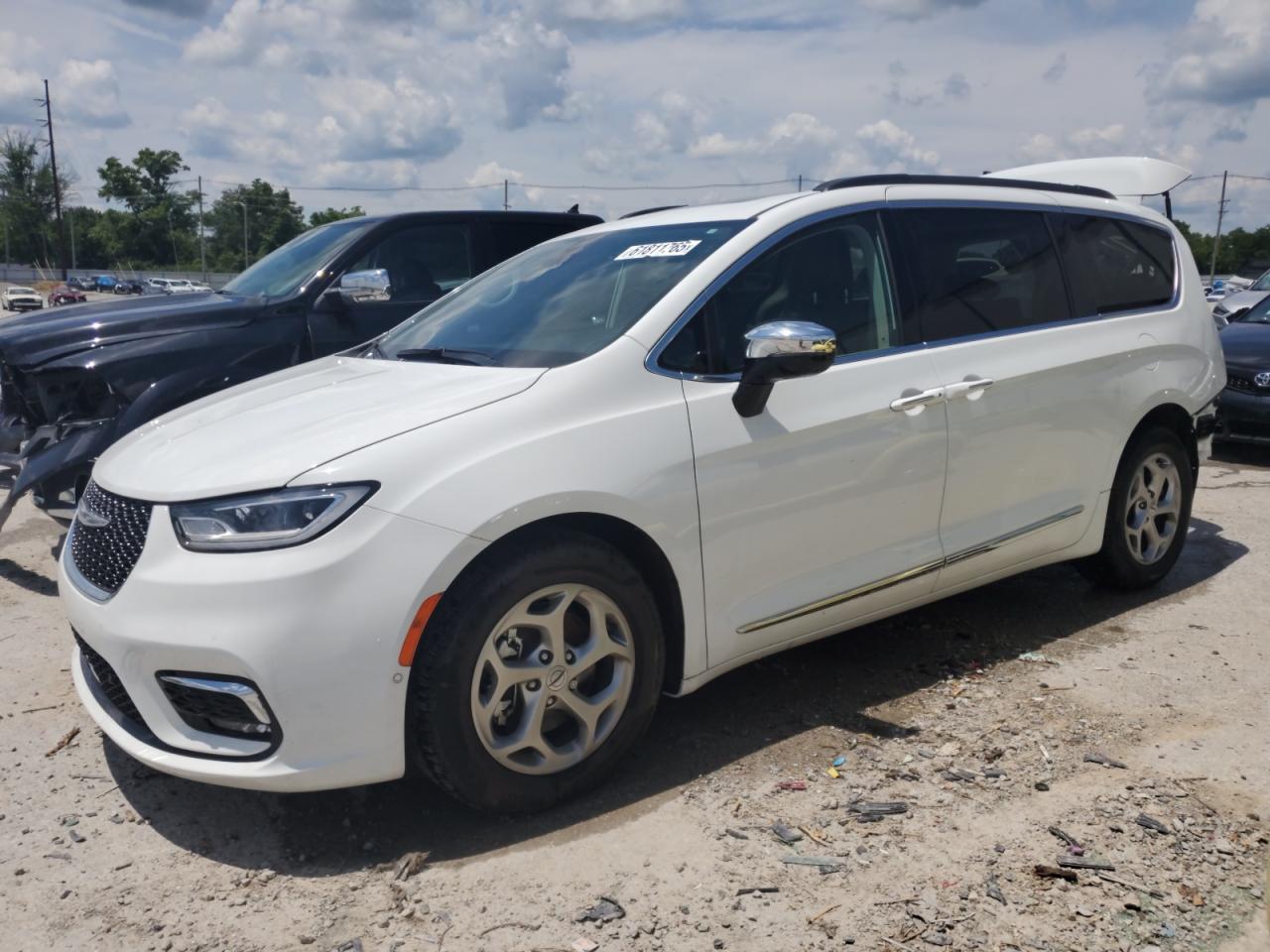 Chrysler Pacifica l
