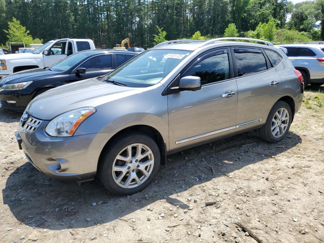 2013 Nissan Rogue s S