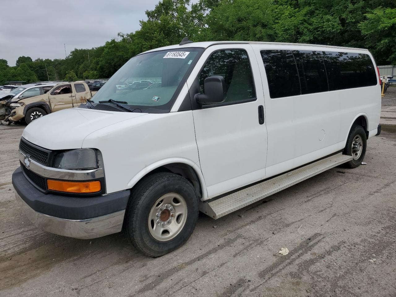 2017 Chevrolet Express 2500 G3500 Lt