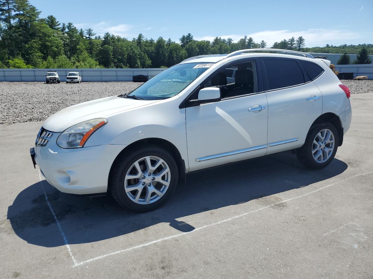 2011 Nissan Rogue s S