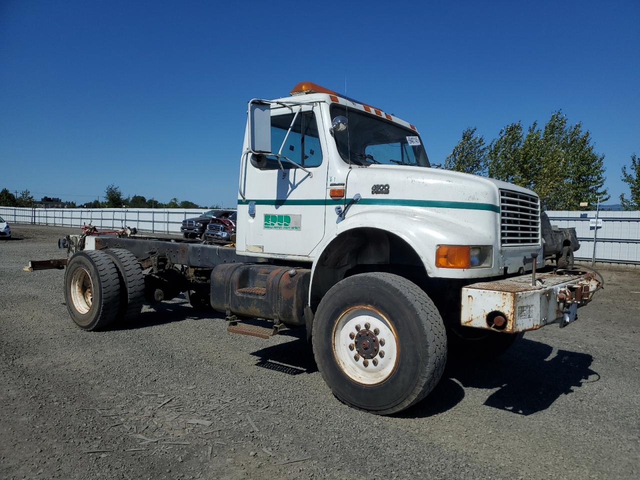1997 International 4800 Truck Cab And Chassis