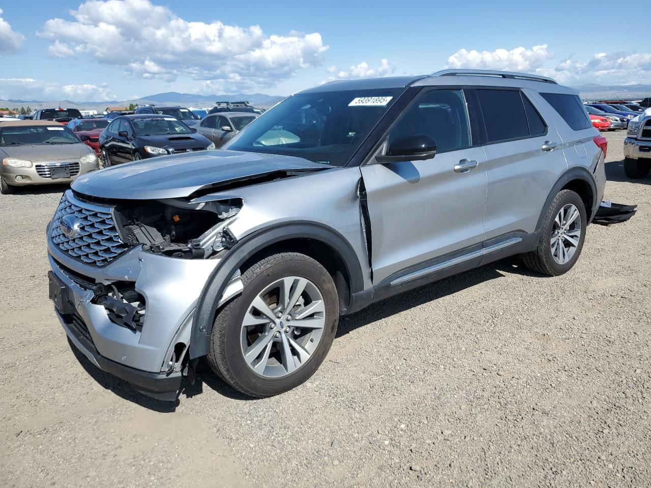 2020 Ford Explorer p PLATINUM