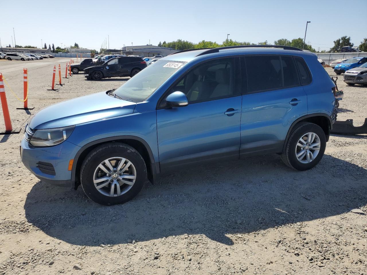 2017 Volkswagen Tiguan s S