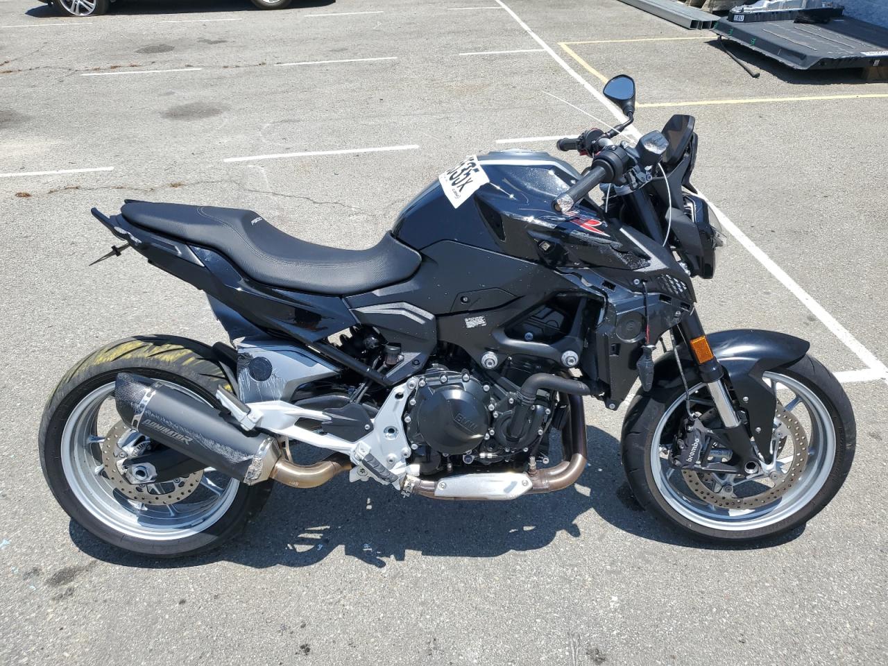 BMW F 900 r