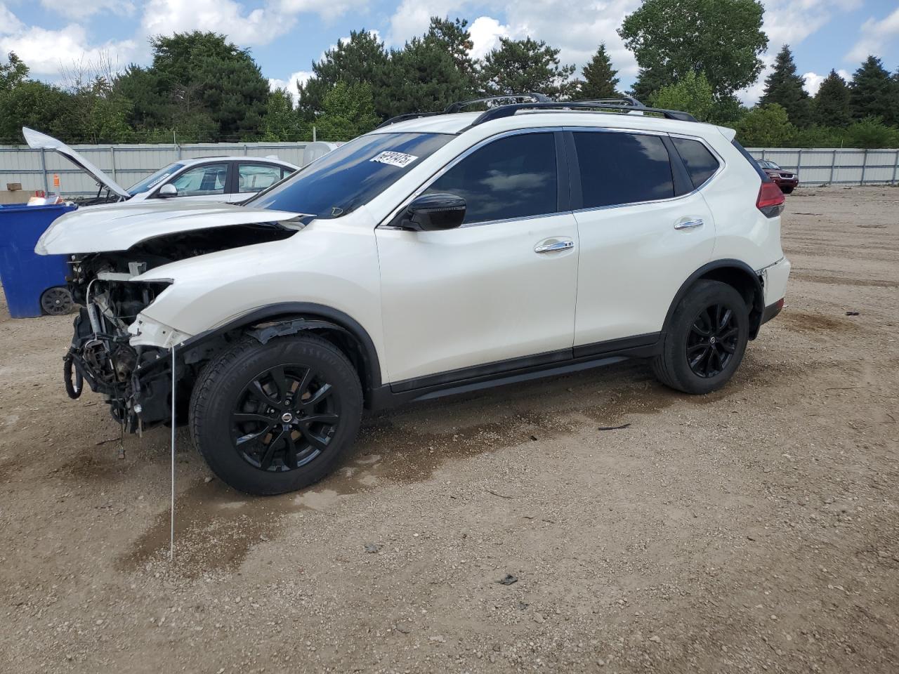 2017 Nissan Rogue sv SV