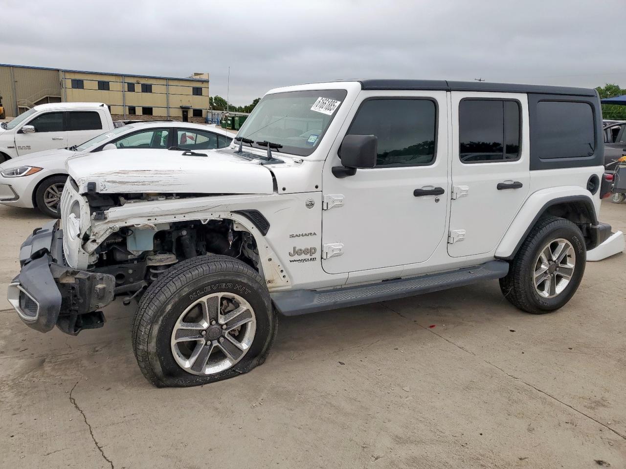 2018 Jeep Wrangler u SAHARA