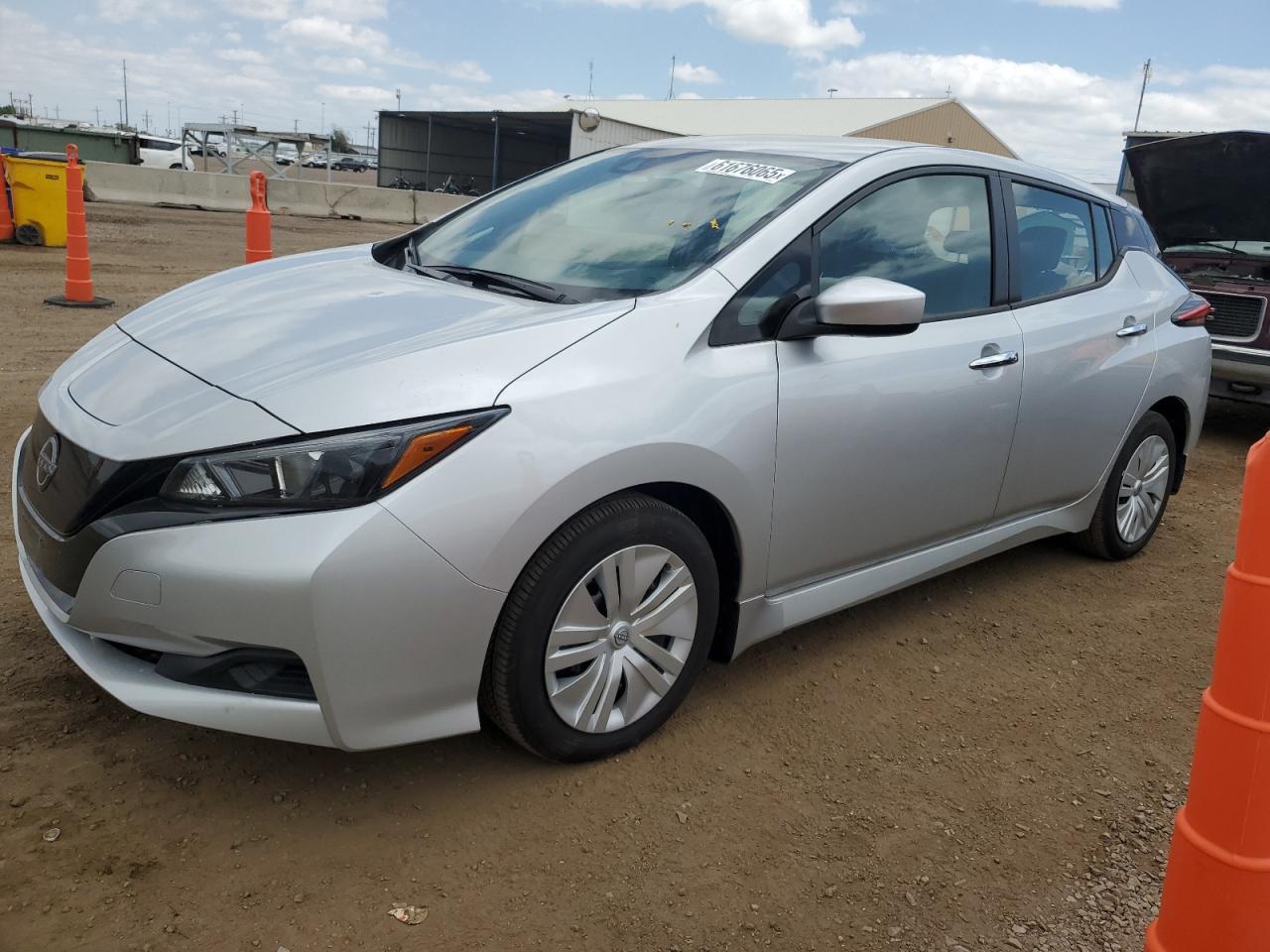 2025 Nissan Leaf