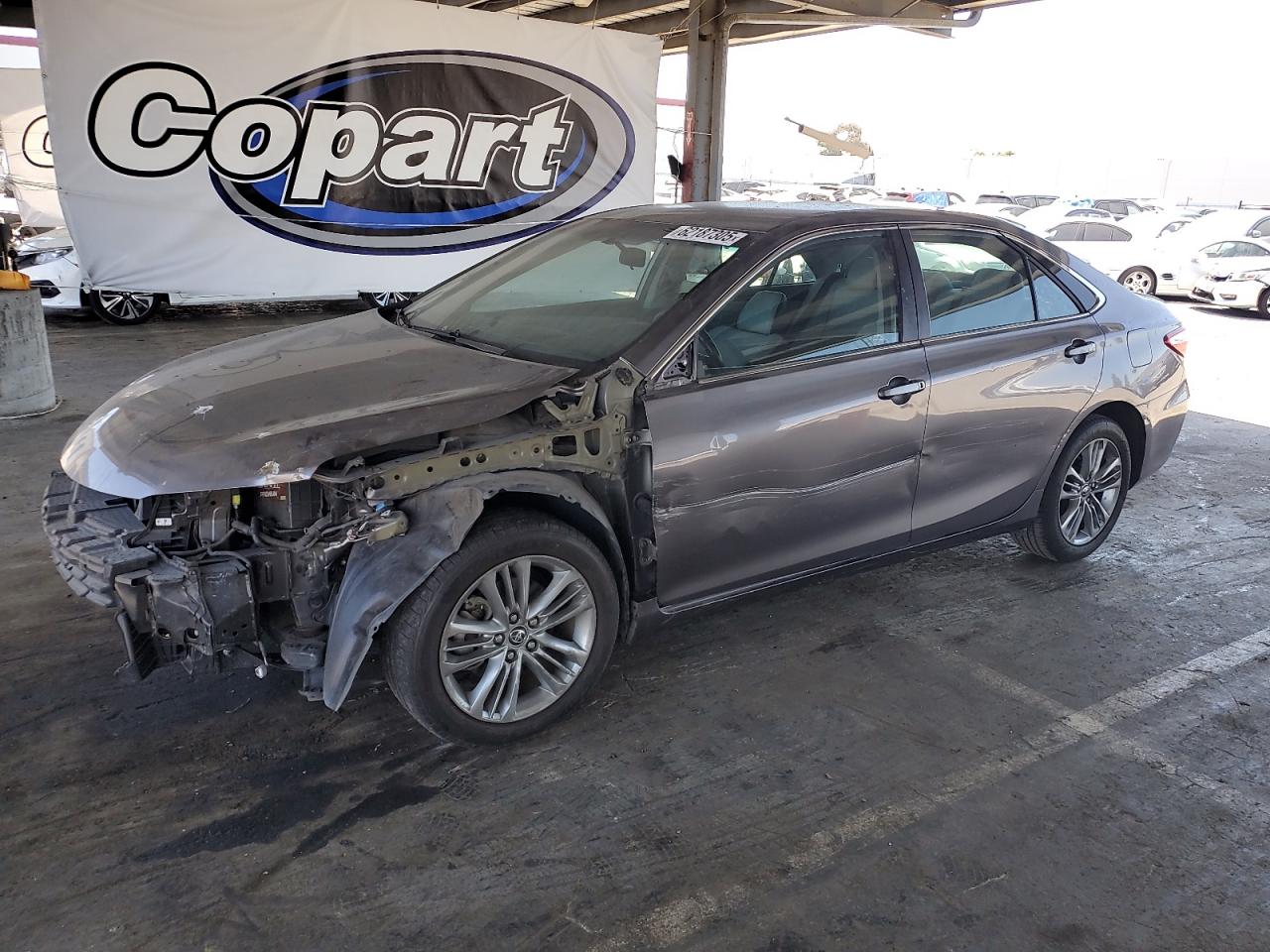 2015 Toyota Camry le LE