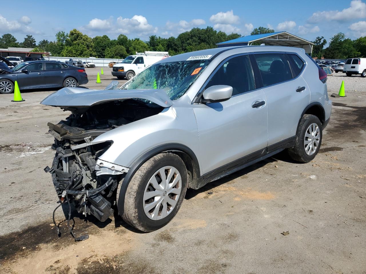 2018 Nissan Rogue s S