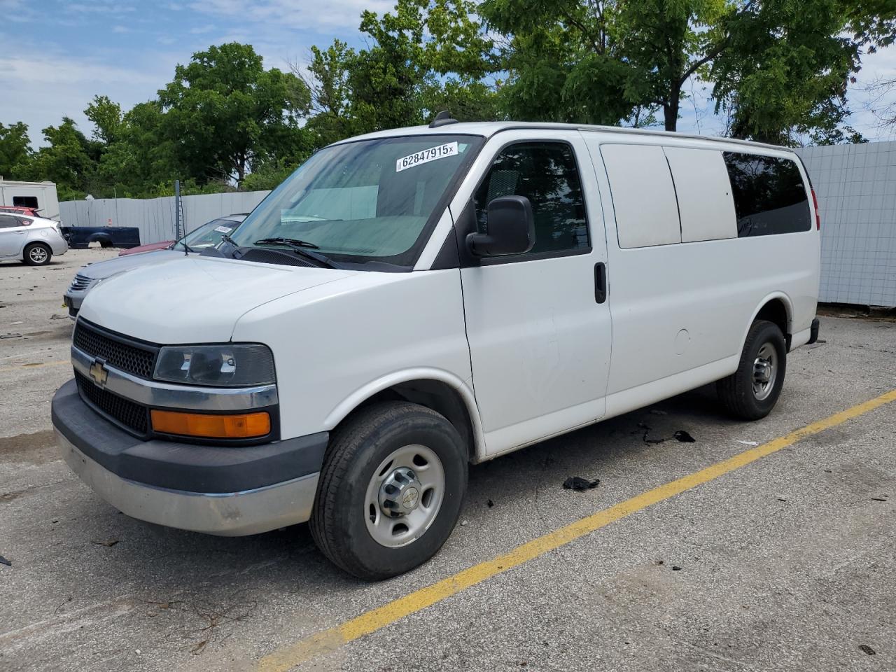 2016 Chev Express g2500 lt LT