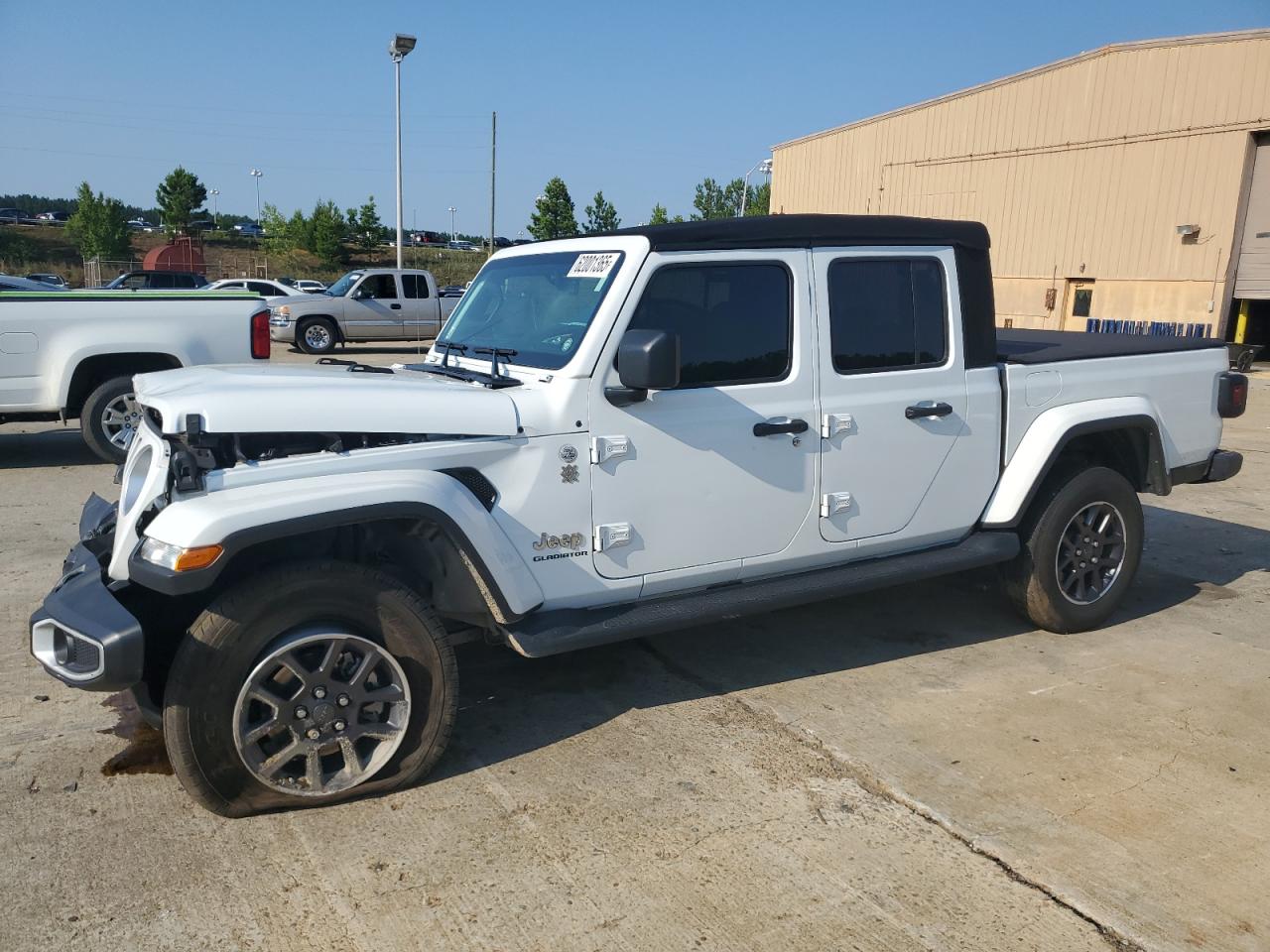 2022 Jeep Gladiator Overland
