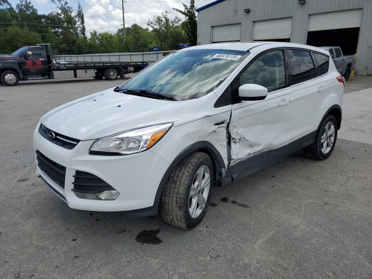 2016 Ford Escape se SE