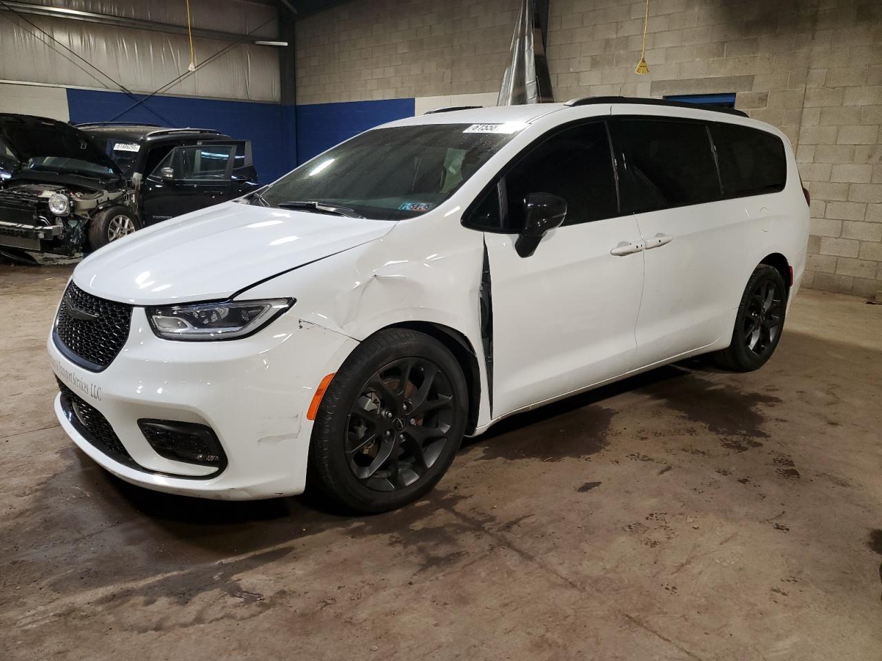 2024 Chrysler Pacifica t TOURING L