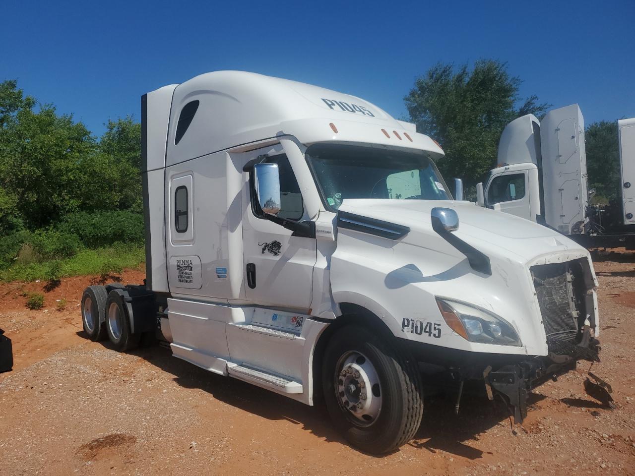 2021 Freightliner Cascadia 126