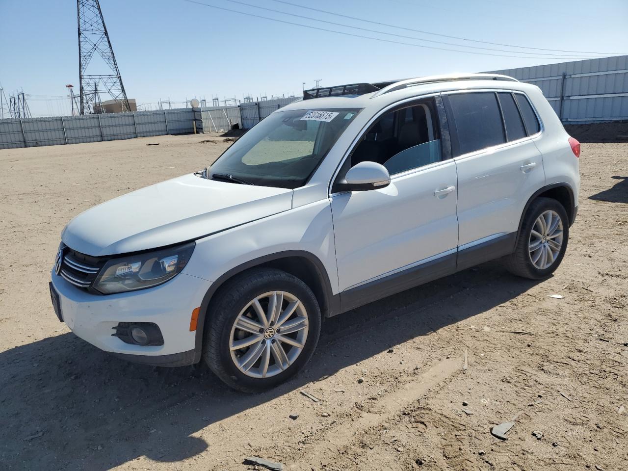 2016 Volkswagen Tiguan s S