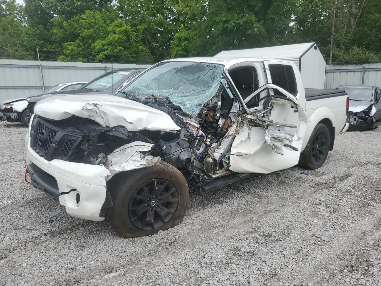 Nissan Frontier s
