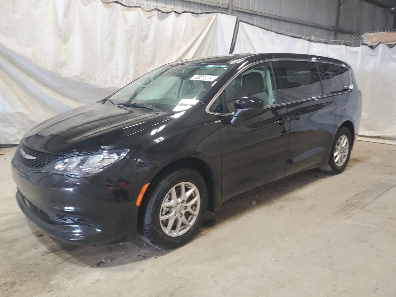 2024 Chrysler Voyager