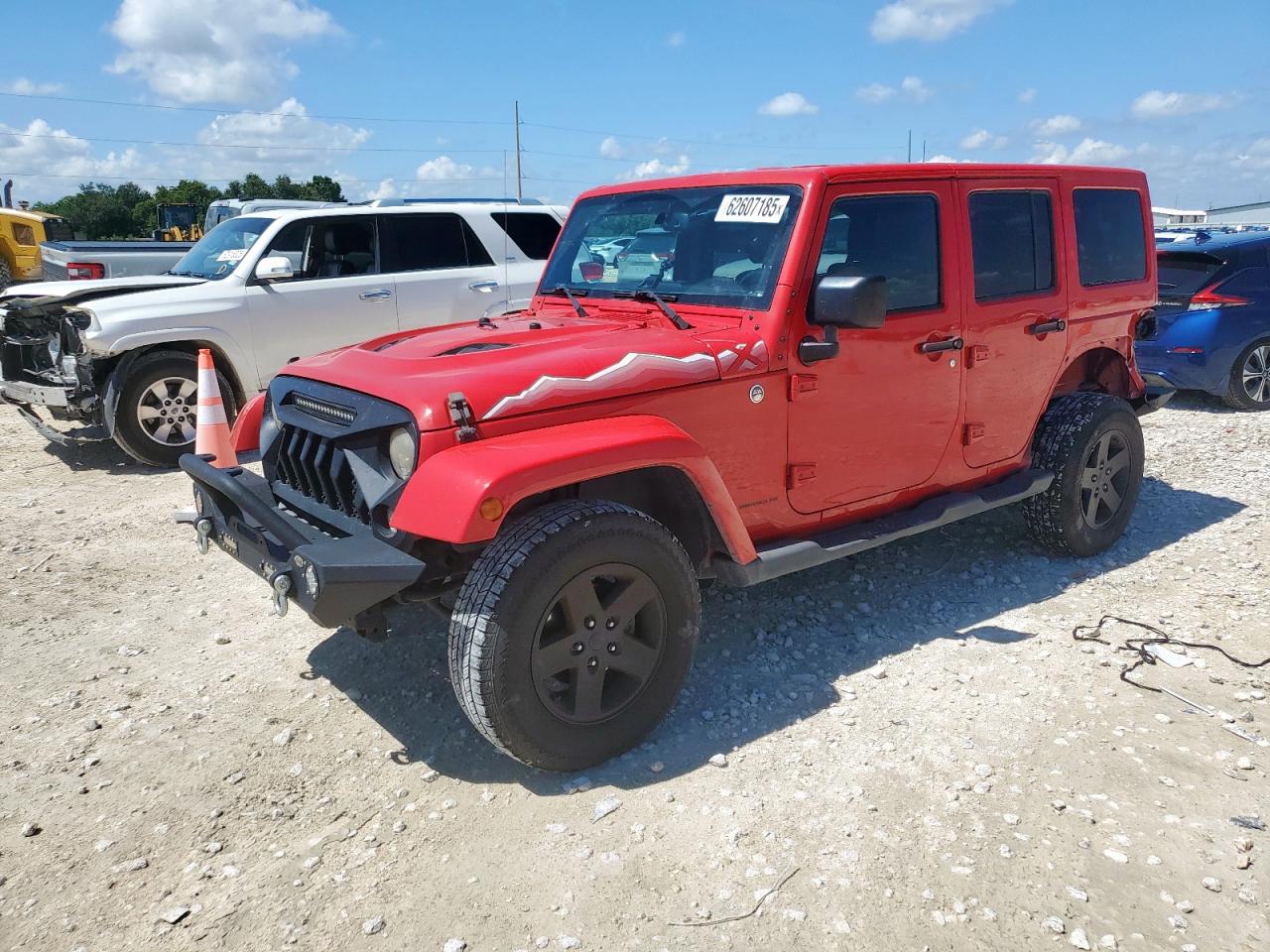2015 Jeep Wrangler u SAHARA