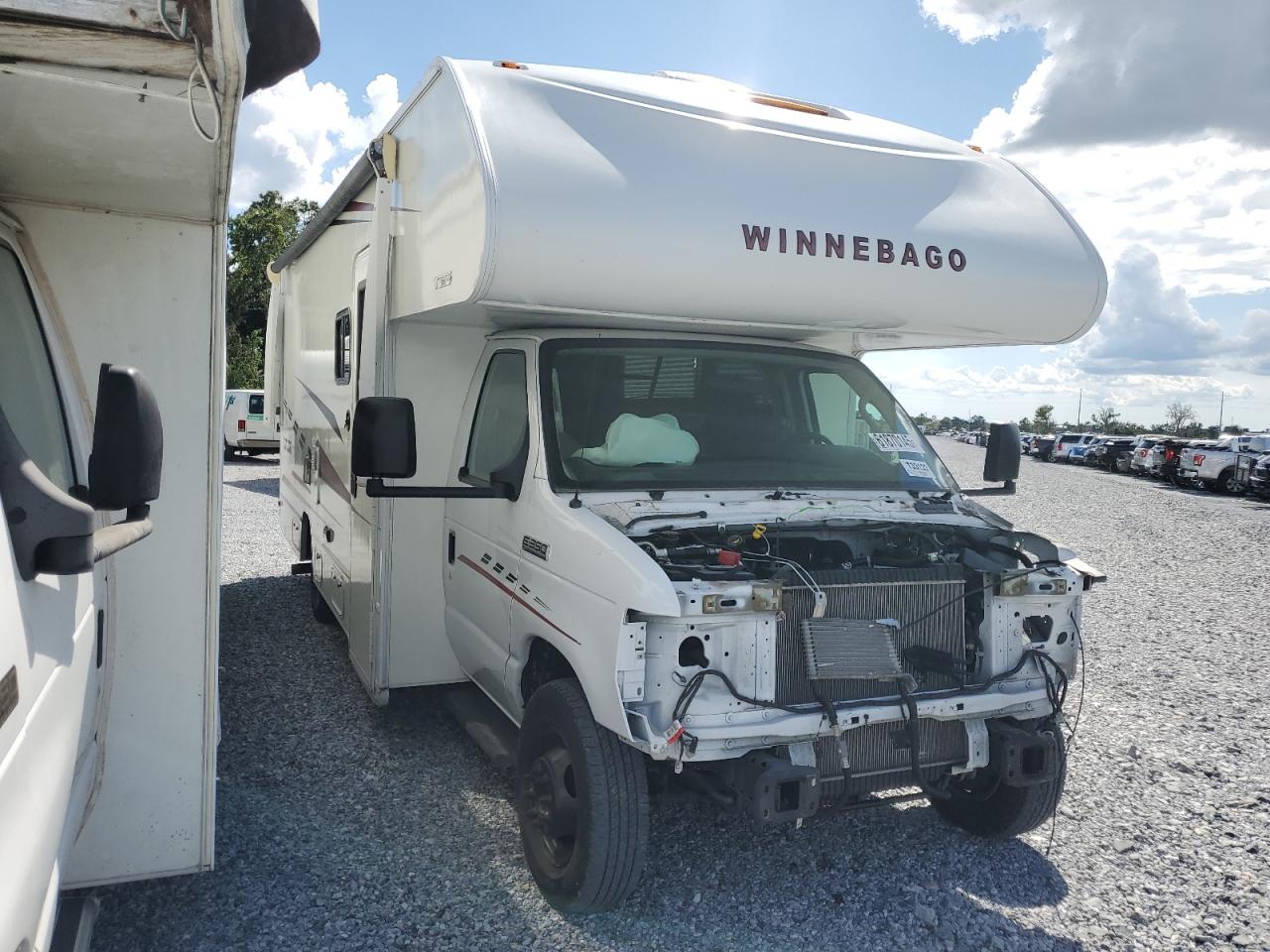2018 Ford Econoline e350 super duty cutaway van