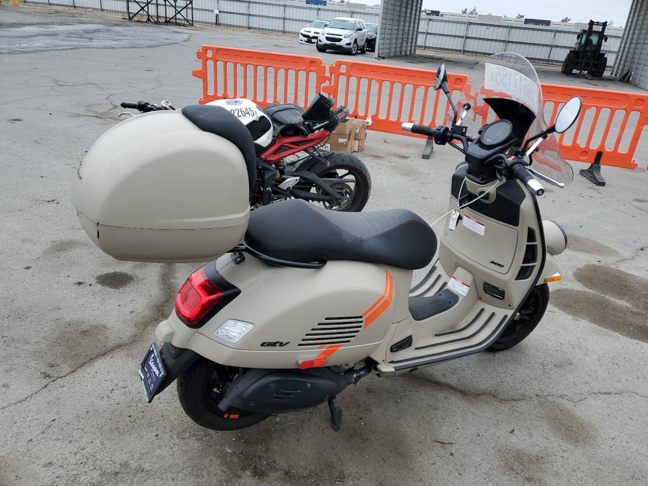 Vespa Gts/sei Giorni
