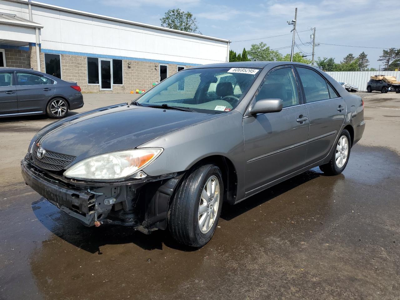 2002 Toyota Camry le LE