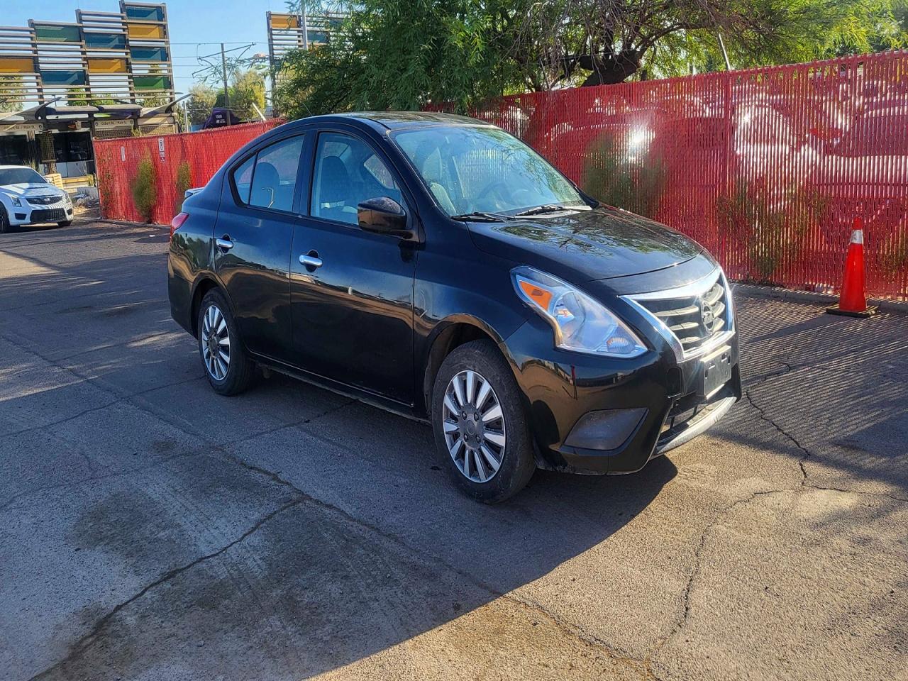 2019 Nissan Versa