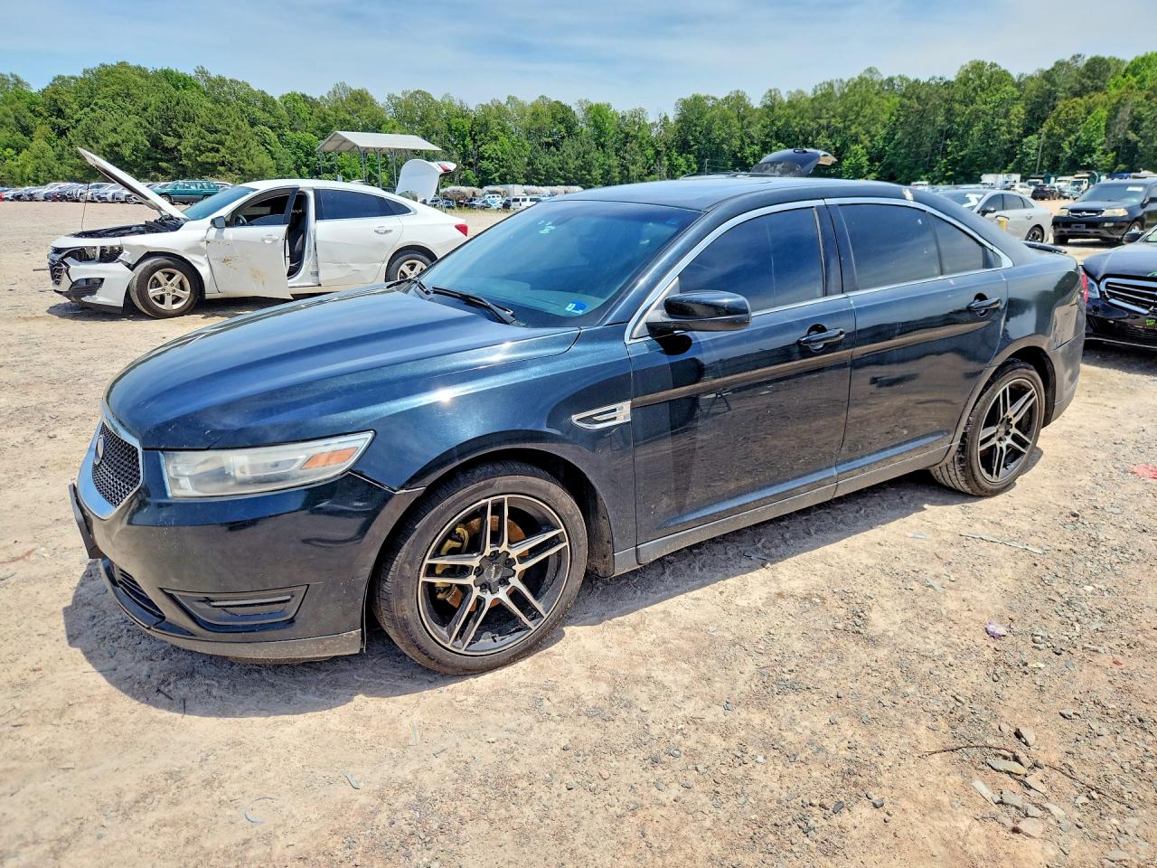 2014 Ford Taurus