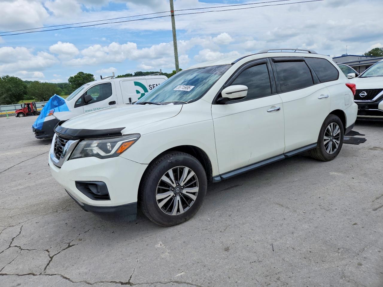 2017 Nissan Pathfinder