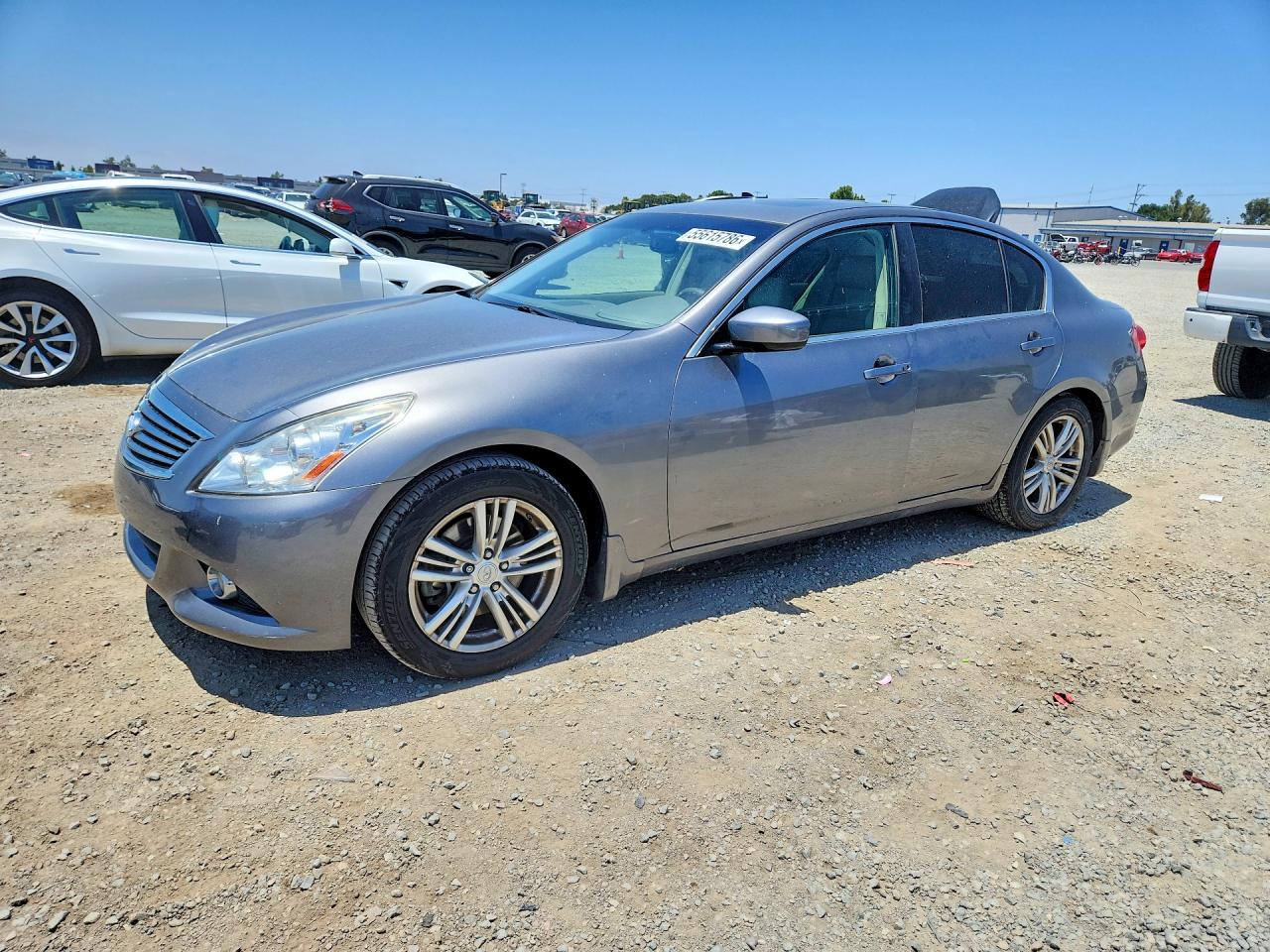 2013 Infiniti G37
