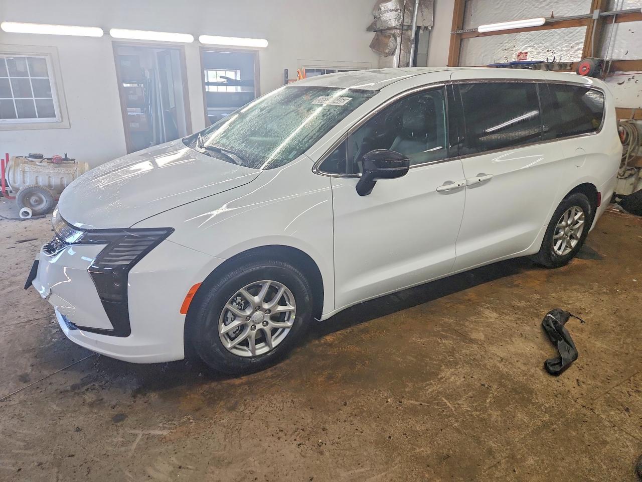 2027 Chrysler Pacifica