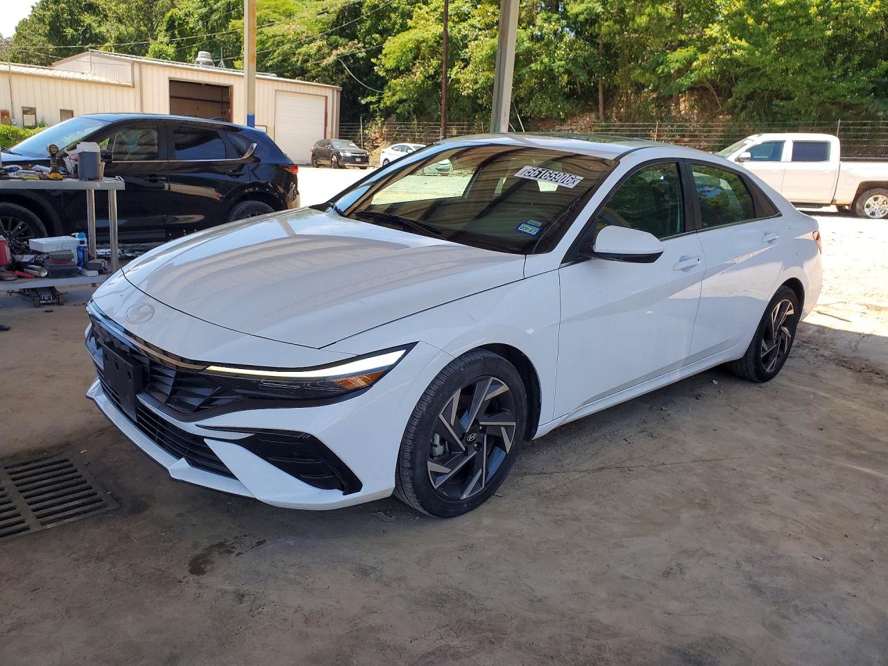 2025 Hyundai Elantra