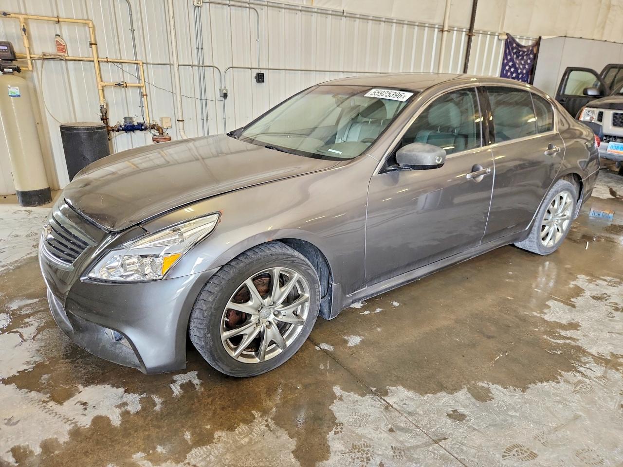 2012 Infiniti G37