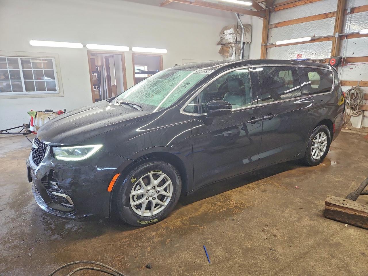 2025 Chrysler Pacifica