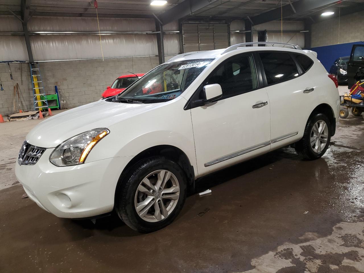 2013 Nissan Rogue s S