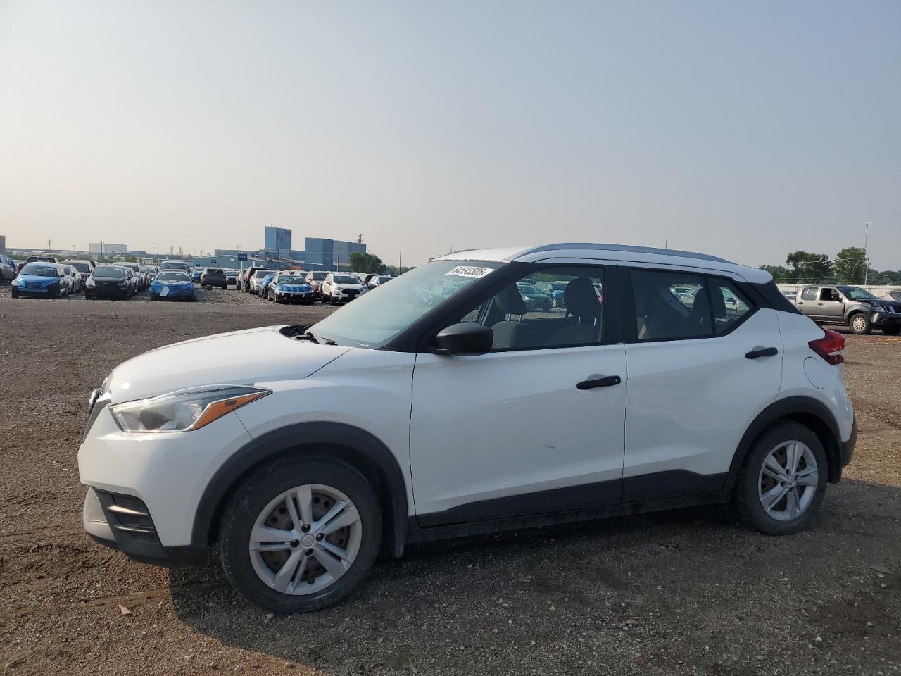 2019 Nissan Kicks s S