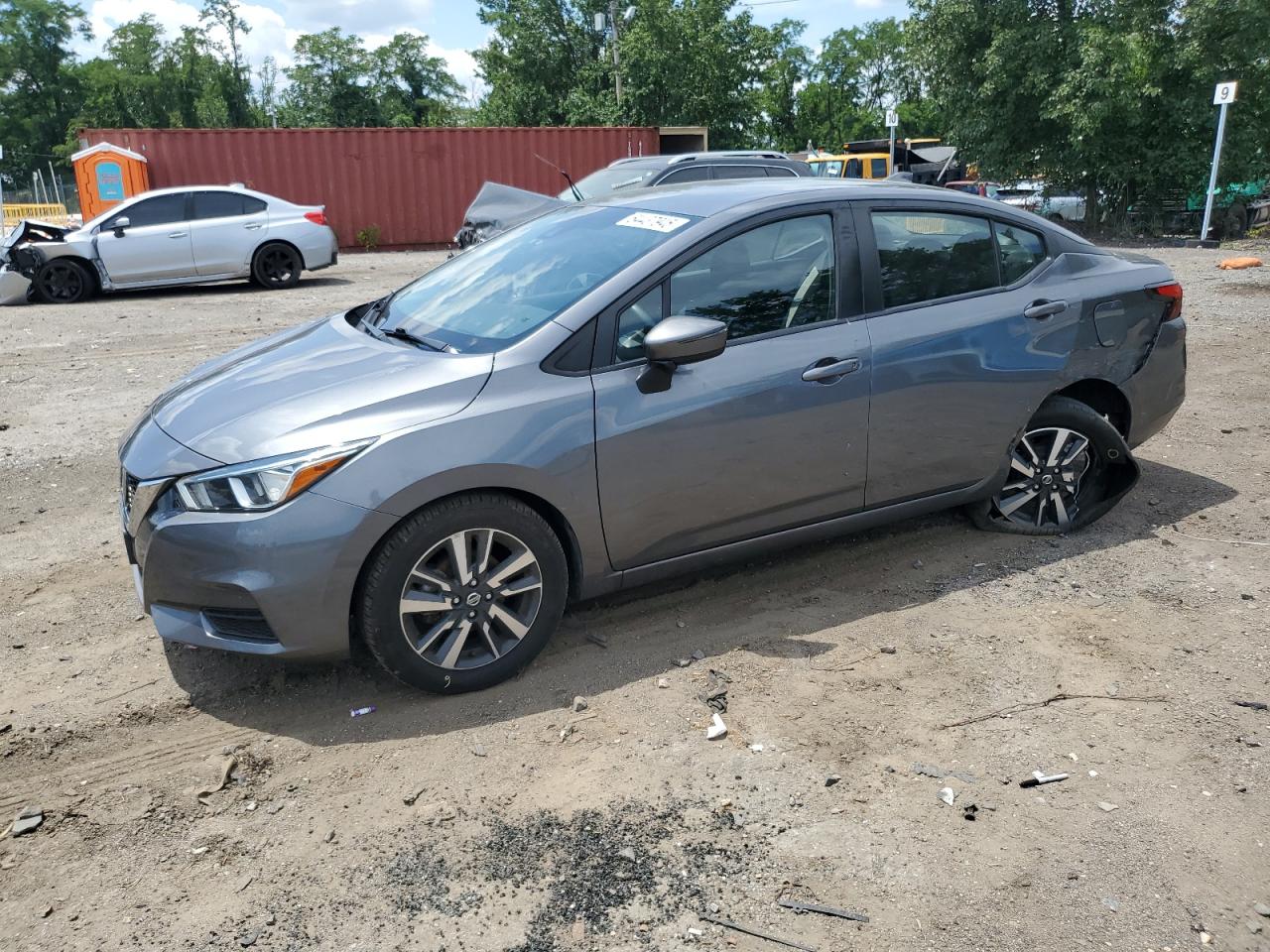2021 Nissan Versa sv SV