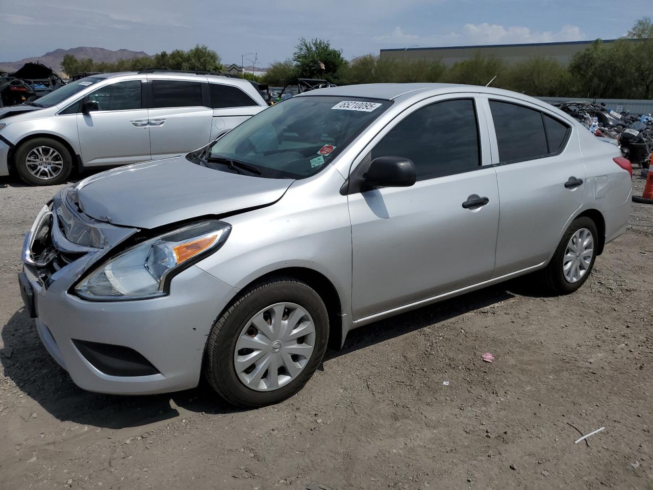 2015 Nissan Versa s S