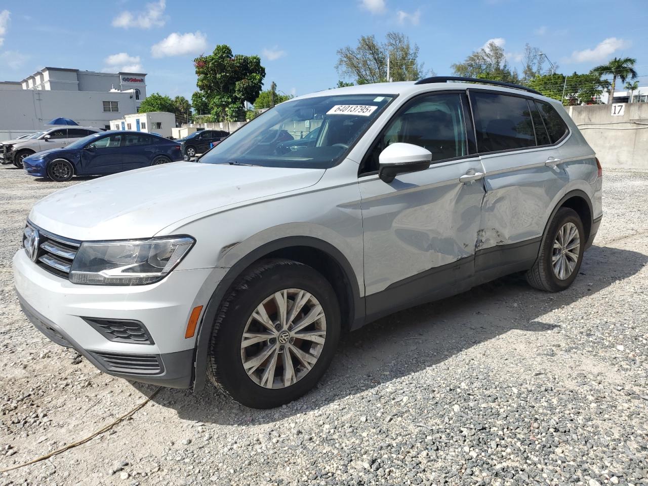 2019 Volkswagen Tiguan s S